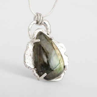 Pendant Necklace Inari Labradorite Gemstone Sterling Silver Jewelry